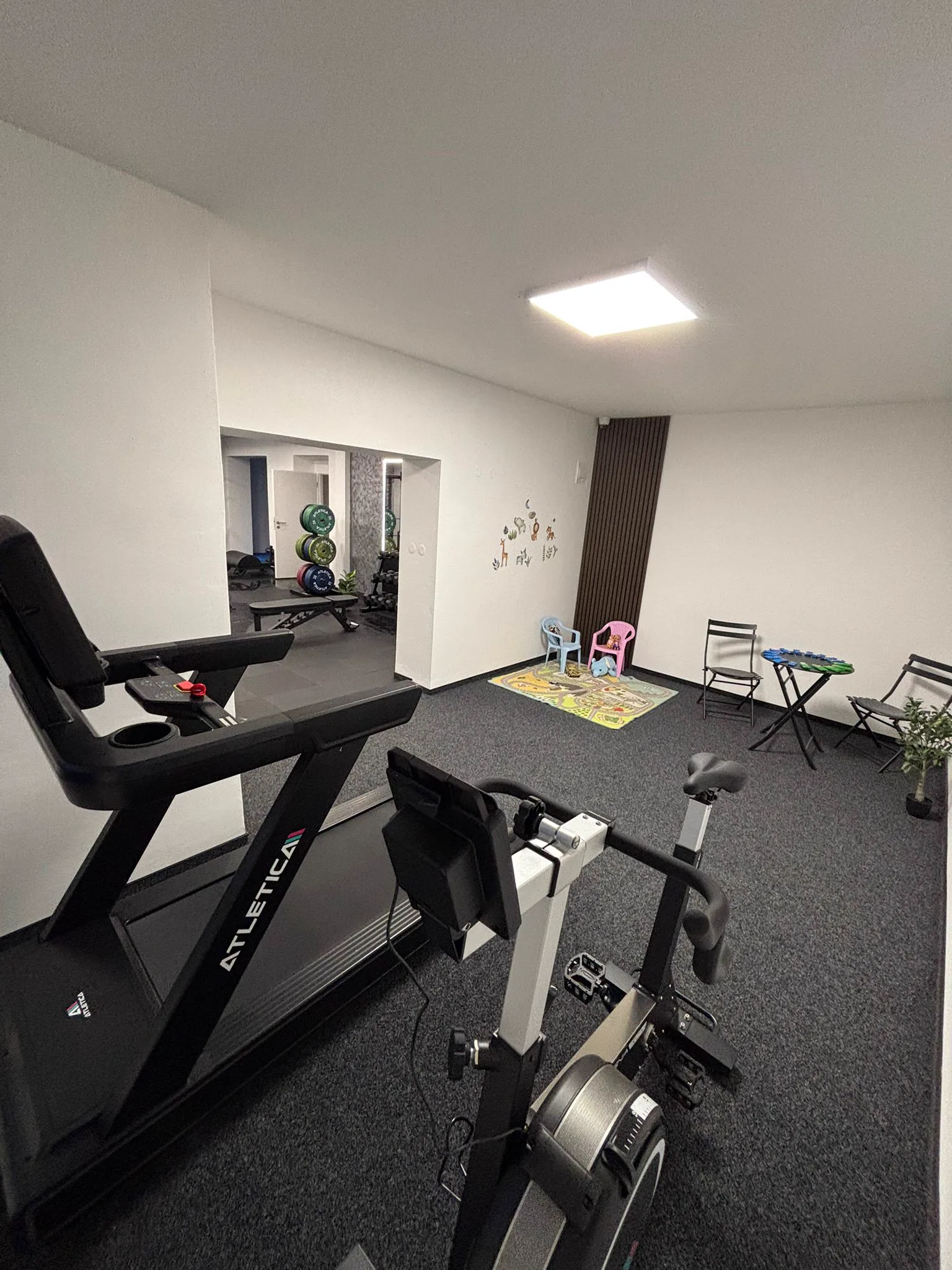 fitko-krnov-freedomfit-kardio-zona-detsky-koutek